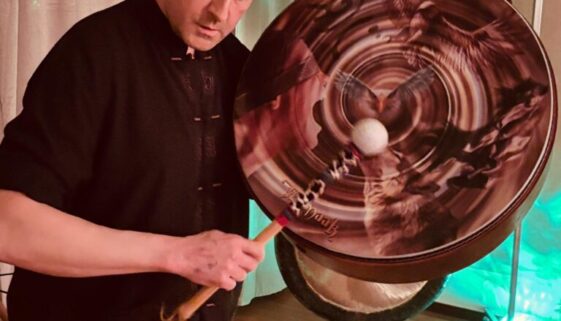 Suono e canto tamburo sciamanico: significato e benefici