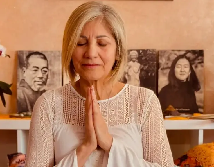 Reiki Master Lorena Gallo durante un seminario Reiki Usui Shiki Ryoho Reiki Master Lorena Gallo durante un seminario Reiki Usui Shiki Ryoho